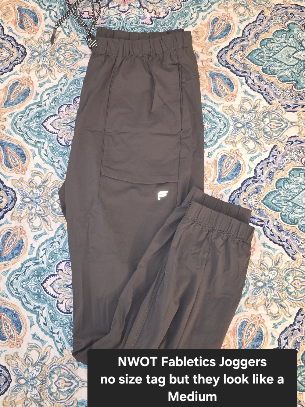 Fabletics Women’s Charcoal Elastic-Waist Jogger Pants NWOT